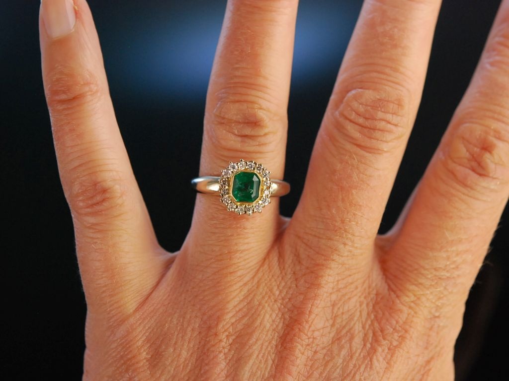 Emerald and diamond ring