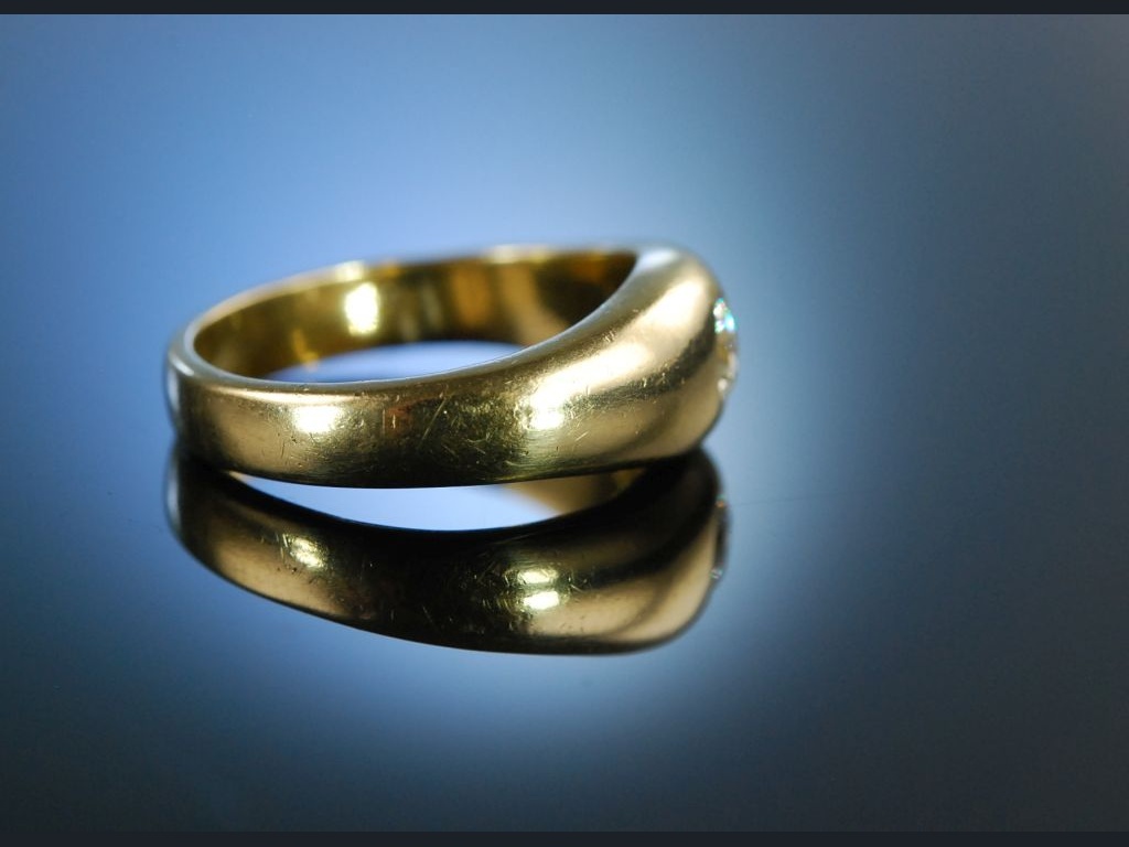 Massiver klassischer Band Ring Verlobungsring Gold 333 Brillant 0,22