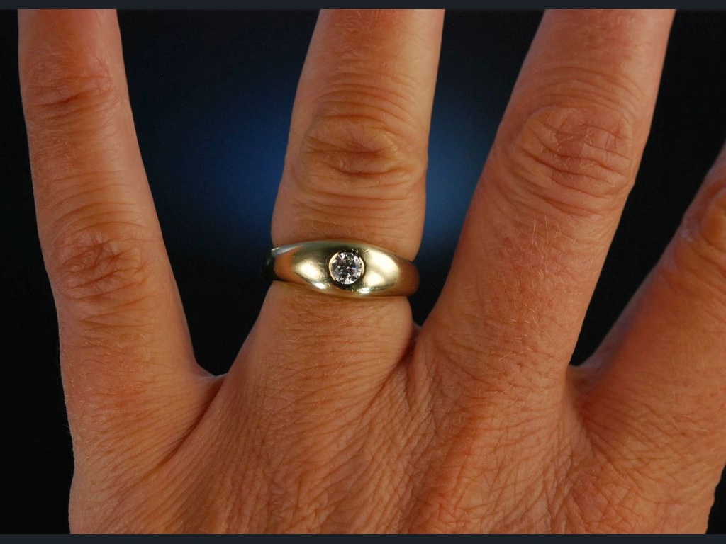 Massiver klassischer Band Ring Verlobungsring Gold 333 Brillant 0,22