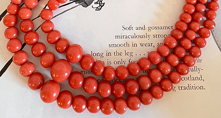 How to properly care for coral jewelry - Caring for Coral properly » Get an overview of the proper care of coral jewelry