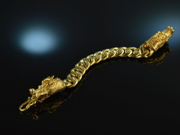 England around 1975! Chic vintage dragon head bracelet...