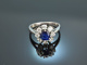 Around 1965! Very fine classic sapphire brilliant cut diamond ring white gold 750