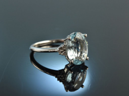 Soft Blue! Feinster Aquamarin Brillant Ring Wei&szlig; Gold 750