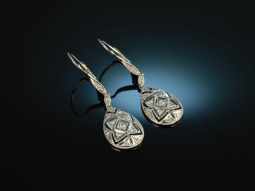 Tender glitter! Pretty diamond drop earrings 0,20 ct...