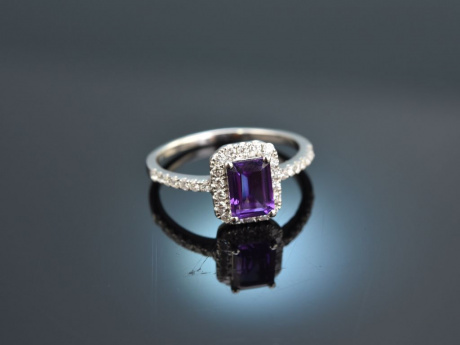Vivid Violet! Eleganter Amethyst Brillant Ring Wei&szlig; Gold 750