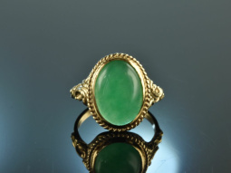 Um 1930! Sch&ouml;ner gr&uuml;ner Jade Ring Gold 585