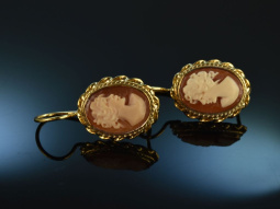 Italy around 1970! Pretty shell cameo earrings silver 925...