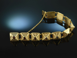 Transylvania around 1880! Extraordinary bracelet with...