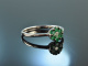 Green Blossom! H&uuml;bscher Smaragd Diamant Ring Wei&szlig; Gold 750