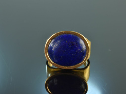 Around 1995! Hand forged heavy lapis lazuli ring gold 750