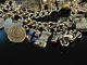 Birmingham 1960! Schweres Vintage Bettelarmband 25 Charms Silber 925