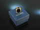 Around 1965! Classic simple men seal coat of arms ring onyx gold 333
