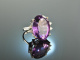 Um 1970! Besonders sch&ouml;ner Cocktail Ring Amethyst Brillanten Wei&szlig; Gold 585