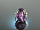 Um 1970! Besonders sch&ouml;ner Cocktail Ring Amethyst Brillanten Wei&szlig; Gold 585