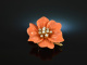 Coral Blossom! Bl&uuml;ten Brosche Anh&auml;nger Koralle Diamanten 0,7 ct Gold 750