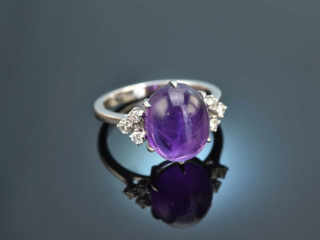 Dressy Violet! Schicker gro&szlig;er Amethyst Diamant Ring Wei&szlig; Gold 750