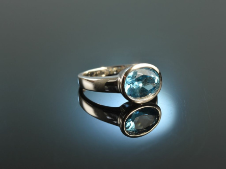 Paraiba Blue! Feiner Topas Ring Wei&szlig; Gold 585