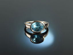 Paraiba Blue! Feiner Topas Ring Wei&szlig; Gold 585