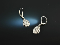 Tender glitter! Pretty diamond drop earrings 0.2 ct white...