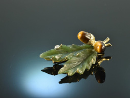 Around 1960! Oakleaf brooch nephrite tigereye diamond...