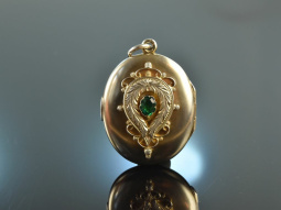 Vienna around 1880! Beautiful historical medallion...