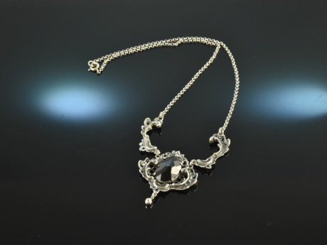 Around 1960! Beautiful traditional Dirndl necklace with large garnet silver 835