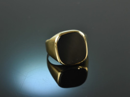 Around 1970! Classic Vintage Mens Signet Crest Ring Onyx...