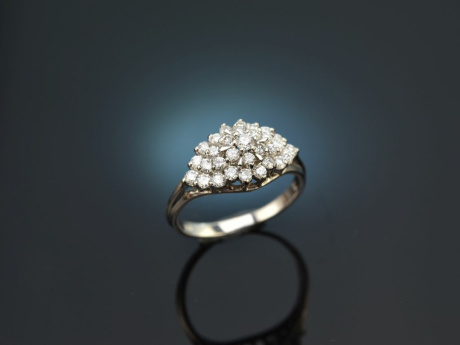 Um 1980! Klassischer Brillant Ring 1,4 ct Wei&szlig; Gold 750