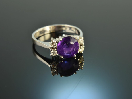 Around 1970! Beautiful Vintage Amethyst Ring Diamonds White Gold 585