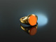 Around 1960! Classic Coat of Arms Signet Ring Carnelian Gold 585