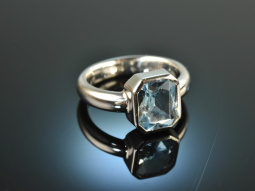 Around 1990! High Quality Aquamarine Ring 2 ct White Gold...