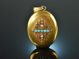 Vienna around 1890! Beautiful medallion pendant seed...