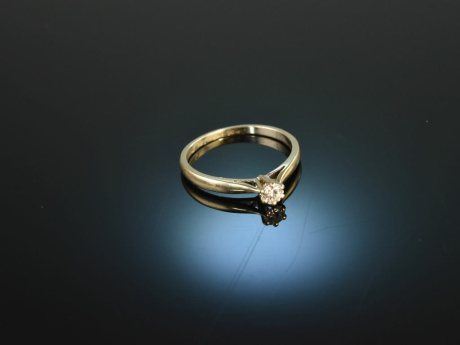Around 1980! Classic Brilliant Engagement Ring 0.18 ct White Gold 750