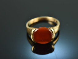 Around 1970! Beautiful ladies coat of arms signet ring...