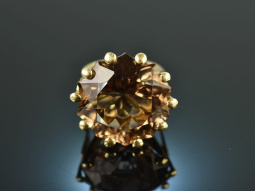 Around 1960! Fancy big statement ring with smoky quartz...