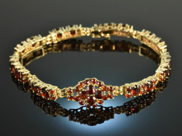 Around 1980! Pretty garnet bracelet gold 333