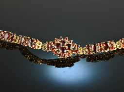 Around 1980! Pretty garnet bracelet gold 333