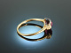 Deep Red! Zarter Ring mit Diamanten und Rhodolith Gold 585