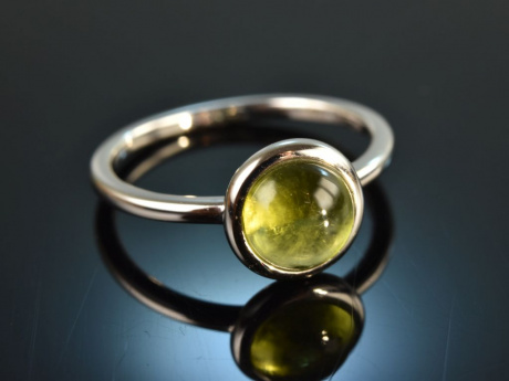 Fine Green! Schlichter Peridot Ring Wei&szlig; Gold 750