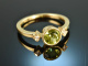 Bright Green! Wundervoller Peridot Ring mit Diamanten Gold 750