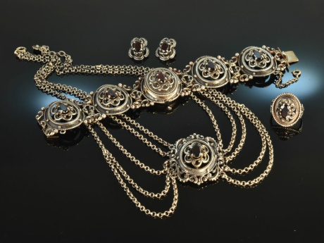 Around 1980! 4-piece traditional costume set necklace watch ring and ear clips garnet silver 835