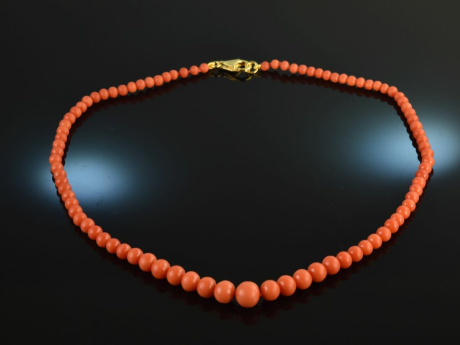 Around 1960! Mediterranean coral necklace with gold plated silver clasp