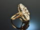 Wien um 1950! Gro&szlig;er eleganter Brillant Ring zus. ca. 1 Carat aus Gold 585 und Platin