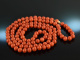 Around 1970! Especially beautiful long Mediterranean coral necklace gold 750