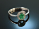 Fine Green! Klassischer Smarad Brillant Ring Wei&szlig; Gold 750