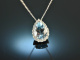 Sky Blue! Tropfenf&ouml;rmiges Collier mit Blau Topas und Brillanten Wei&szlig; Gold 750