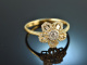 Glitzernde Bl&uuml;te! Sch&ouml;ner Ring mit Diamanten 0,35 ct Gold 750
