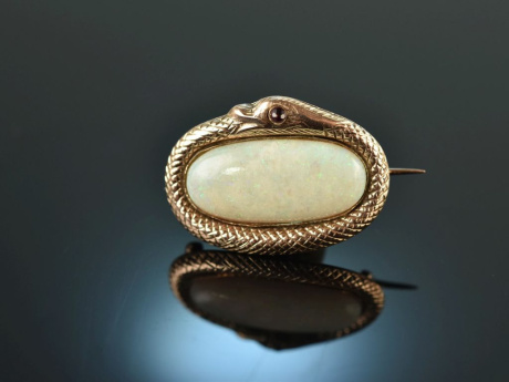 Um 1814! Ouroboros Schlangen Brosche mit Opal und Granat Gold 333