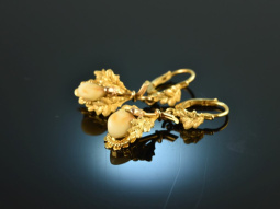 Around 1980! Classic traditional costume earrings with...