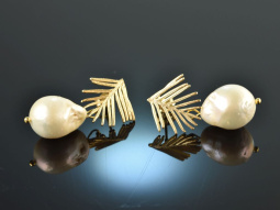 Christmas Pearls! Pretty pearls drop earrings silver 925...